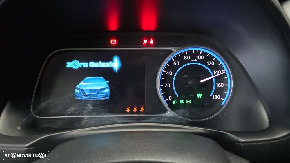 Nissan Leaf N-Connecta - 12