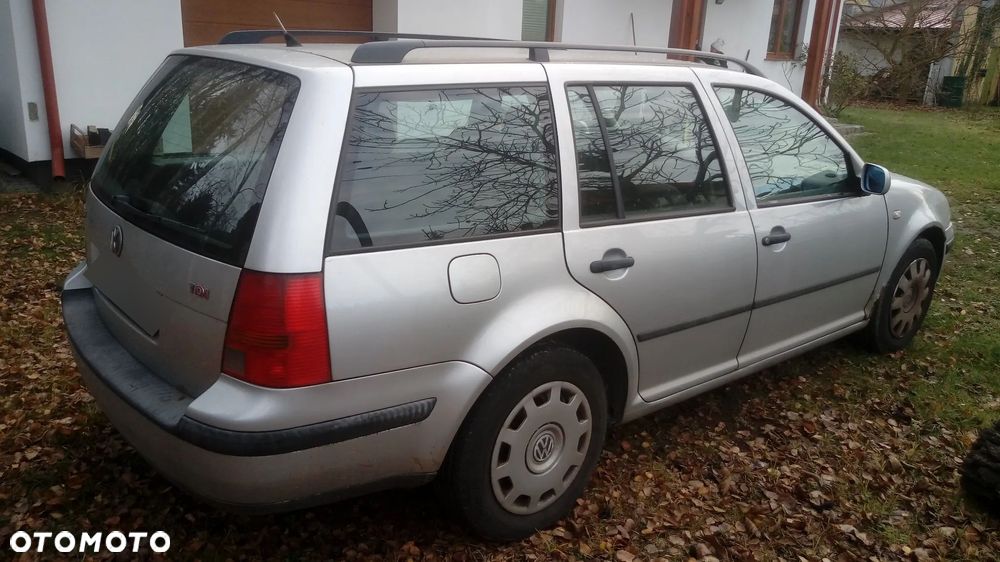 Volkswagen Golf Variant - 3