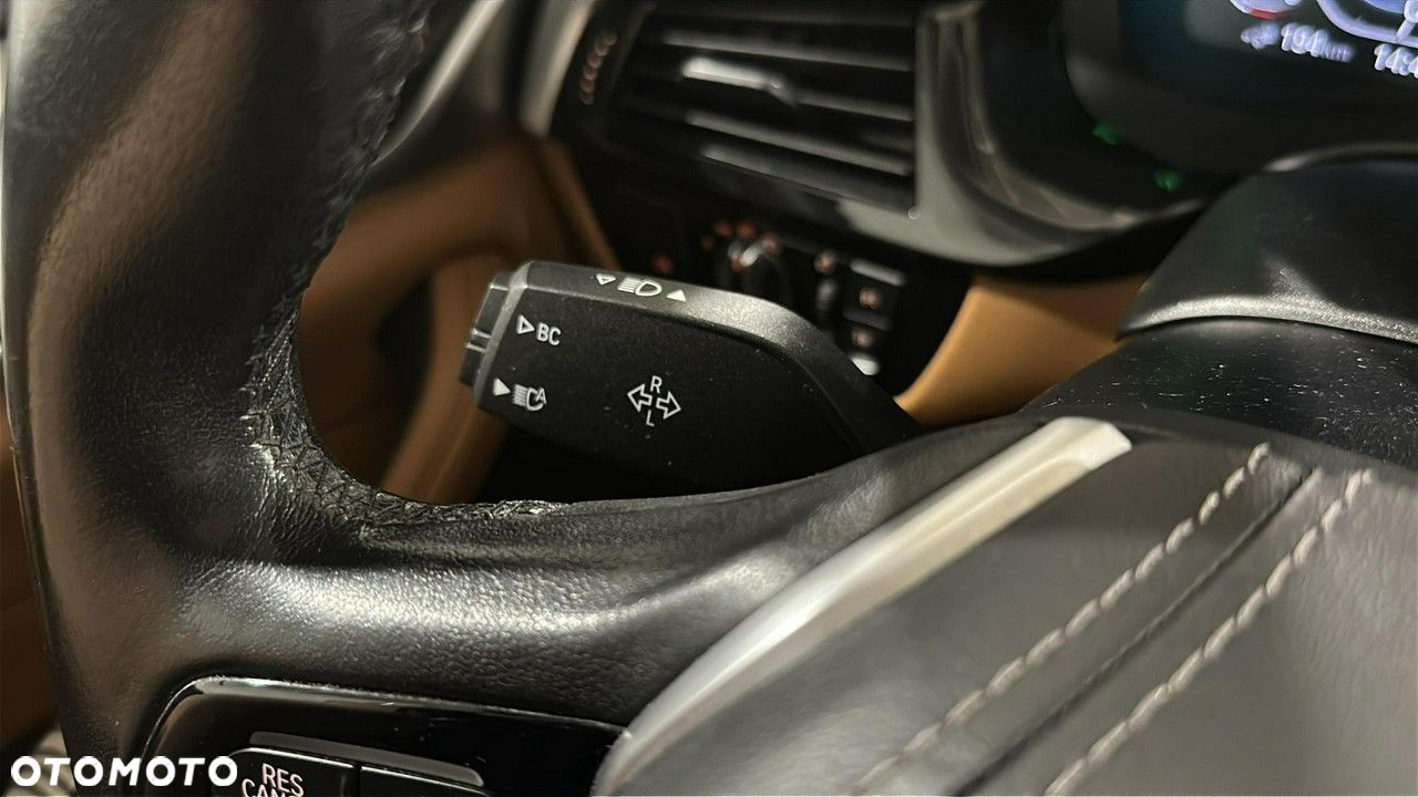 BMW Seria 5 - 23