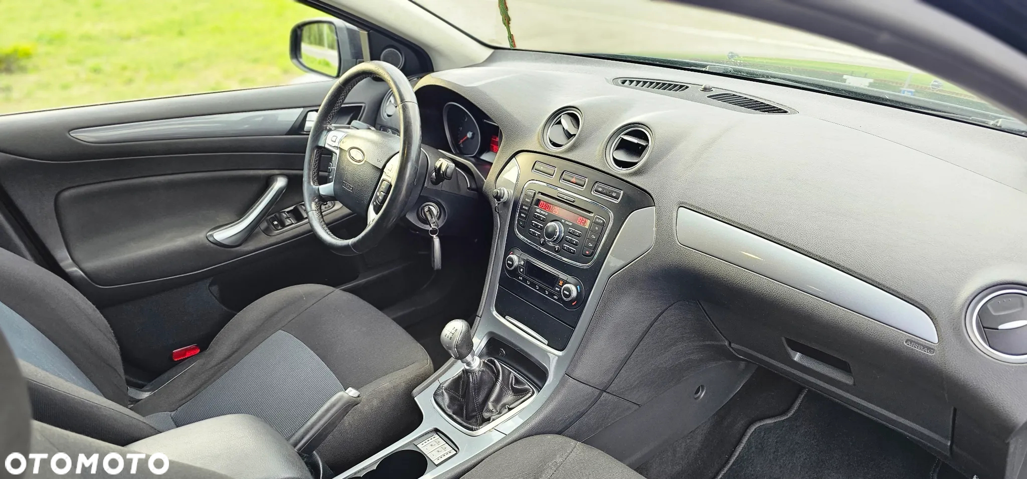 Ford Mondeo 1.6 TDCi Ambiente - 11