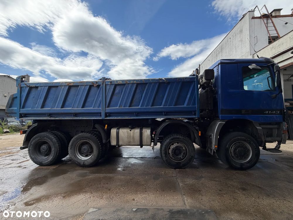Mercedes-Benz ACTROS - 3