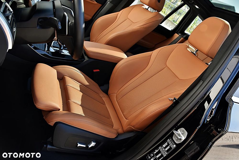 BMW X3 xDrive20i - 18