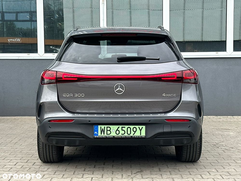 Mercedes-Benz EQA 300 66.5kWh 4-Matic AMG Line - 40