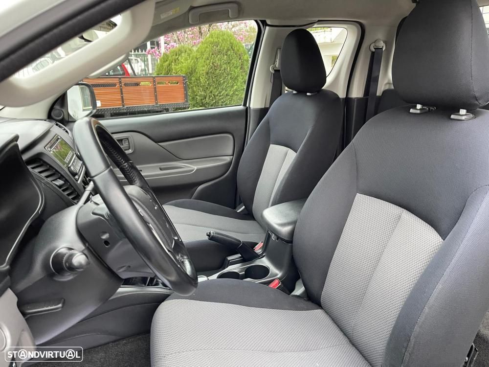 Mitsubishi L200 L200 2.4 DI-D 4WD (154CV) - 11