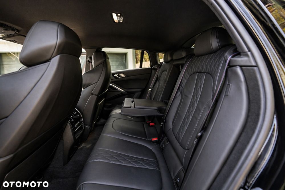 BMW X6 - 14