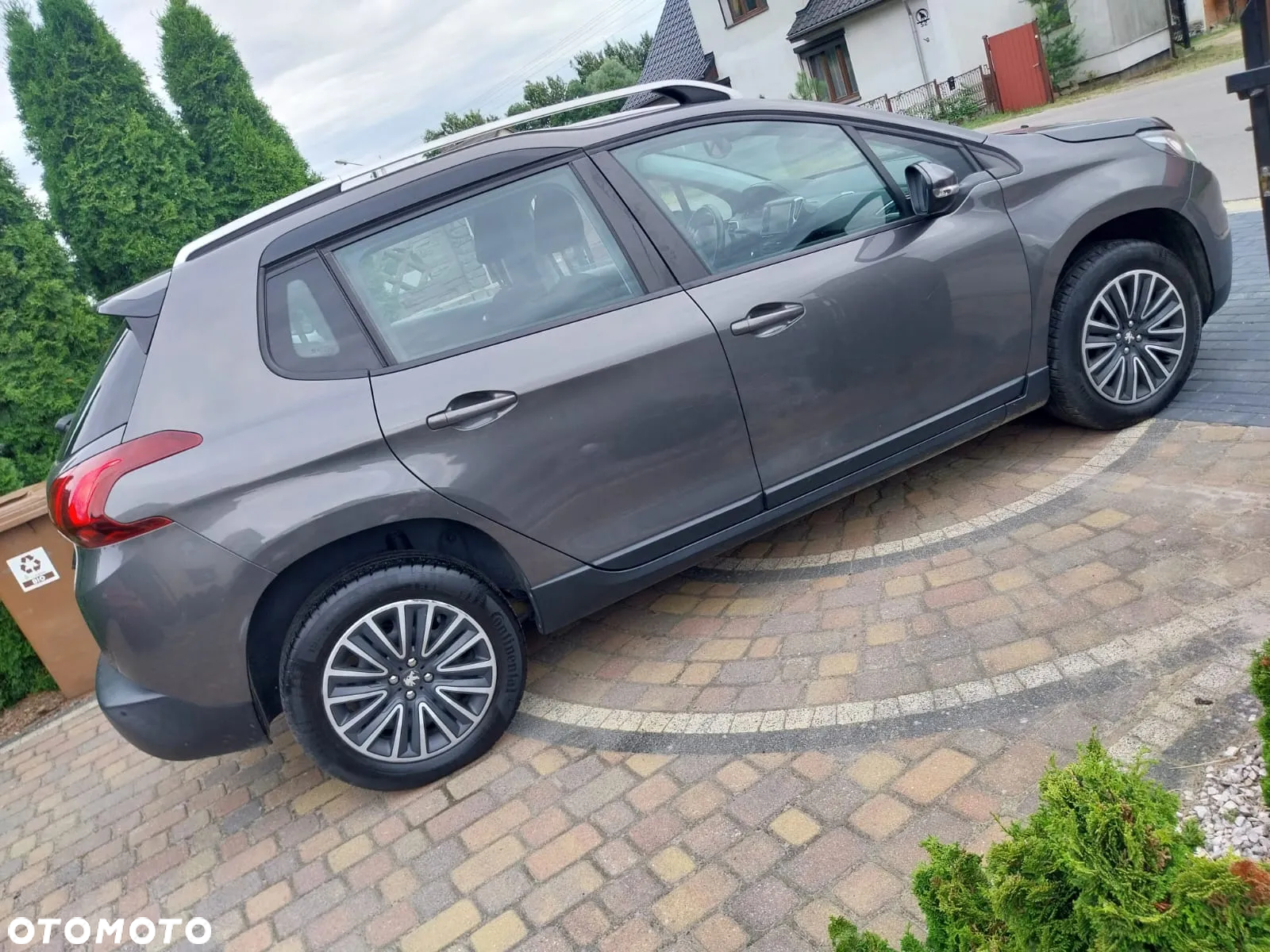 Peugeot 2008 - 5