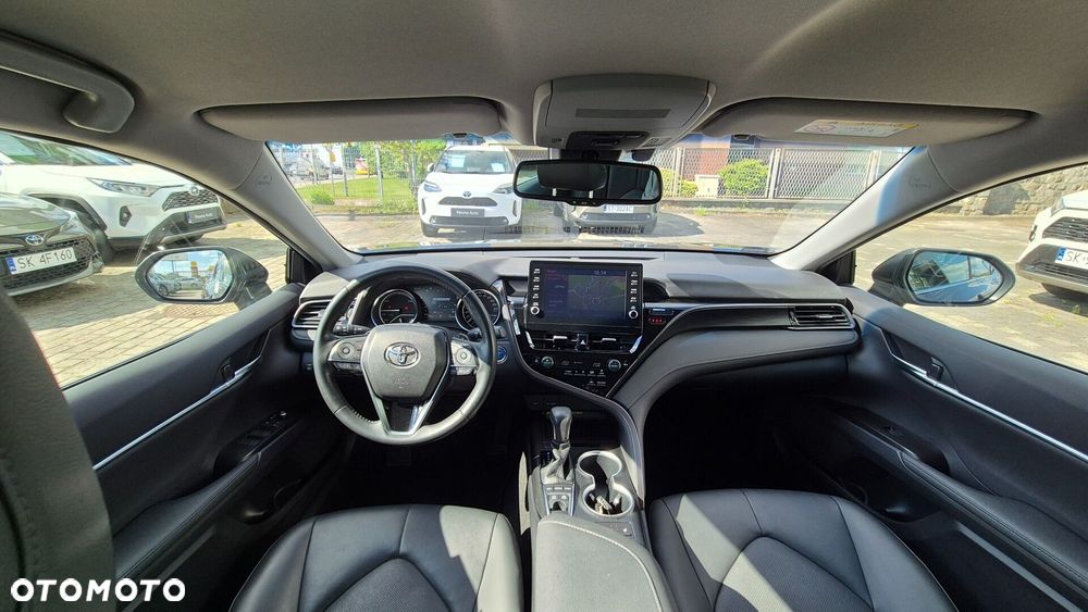 Toyota Camry 2.5 Hybrid Executive CVT - 9