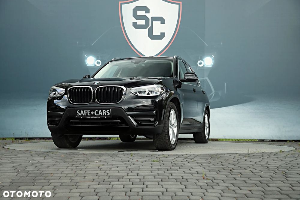 BMW X3 xDrive20i GPF Advantage - 4