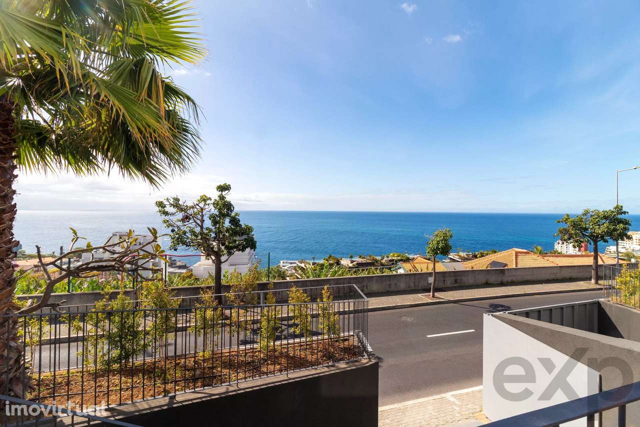 Moradia de Luxo com Vista Mar – Totalmente Mobilada | Funchal, Madeira - Grande imagem: 2/45