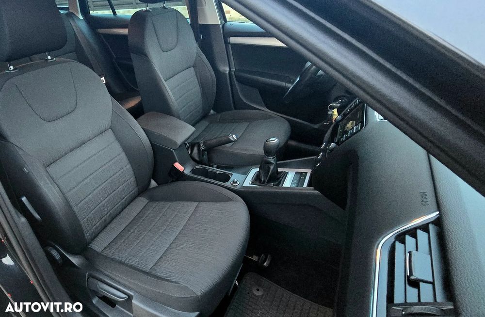 Skoda Octavia 2.0 TDI (Green tec) Style - 28