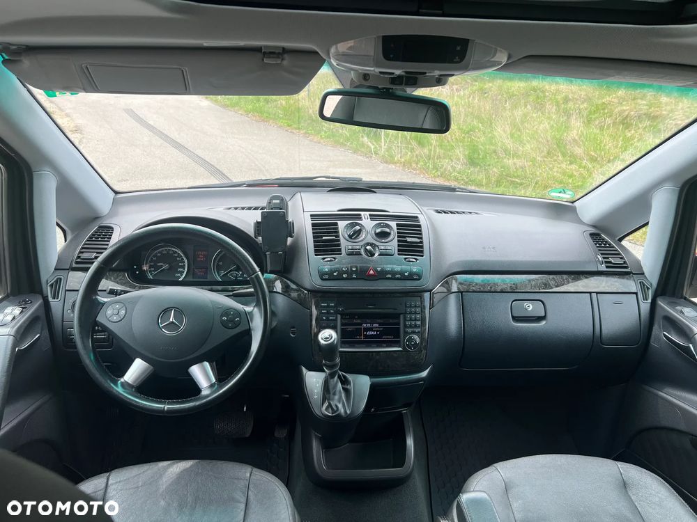 Mercedes-Benz Viano - 20