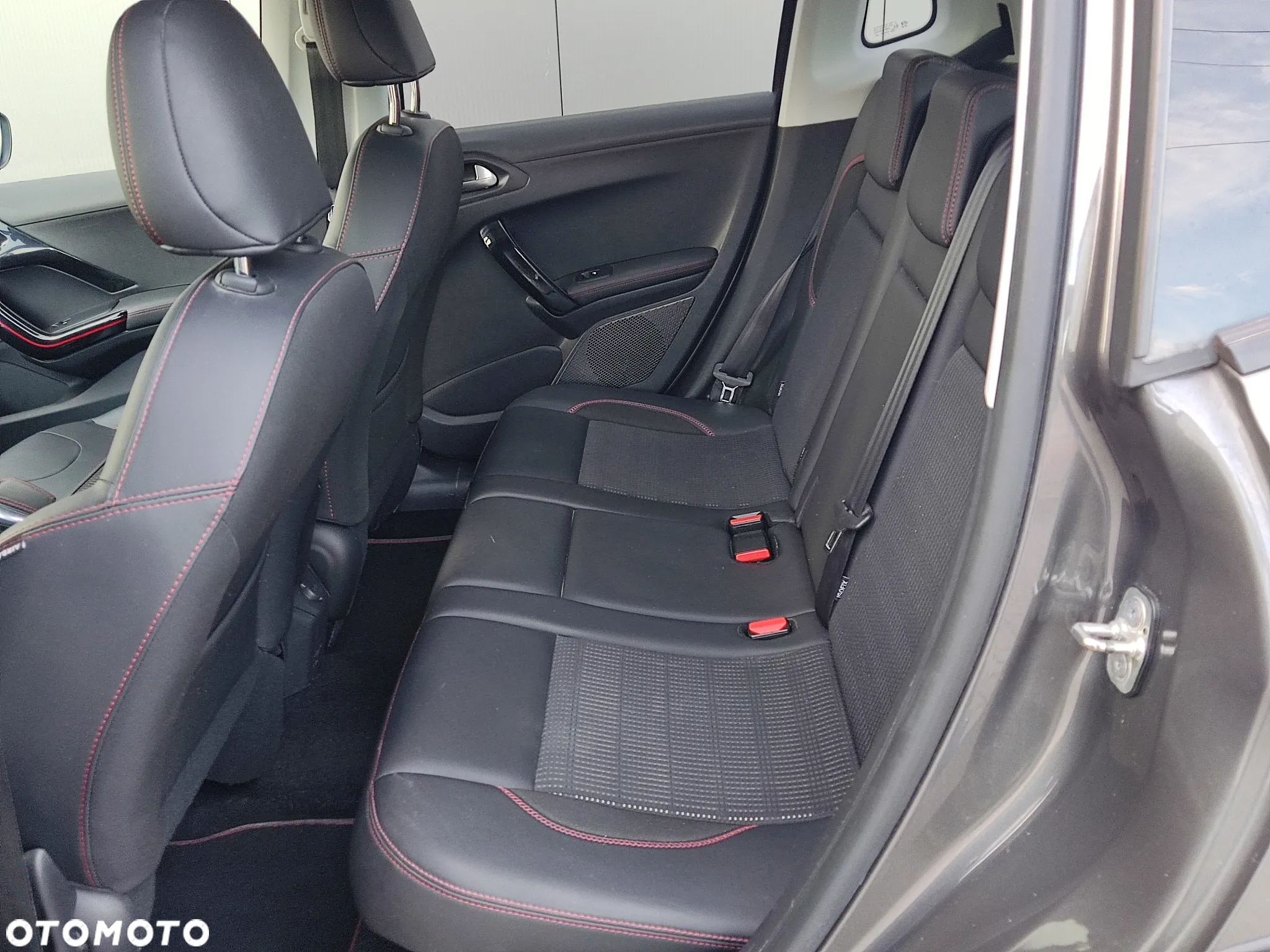 Peugeot 2008 1.2 Pure Tech Crossway S&S - 21