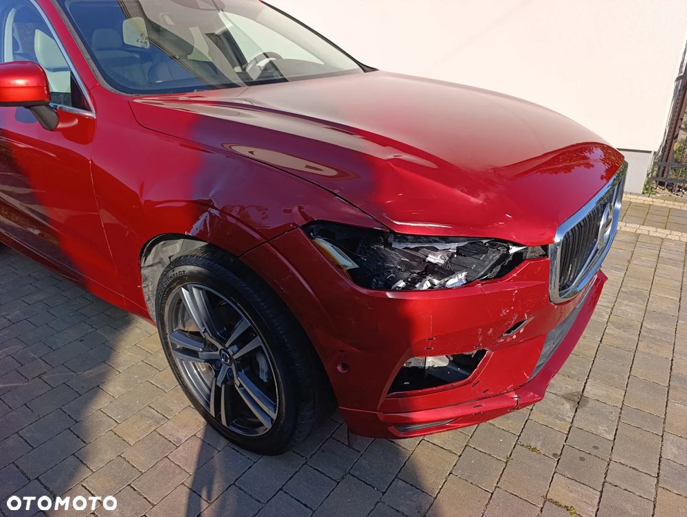 Volvo XC 60 T5 GPF AWD Momentum - 11