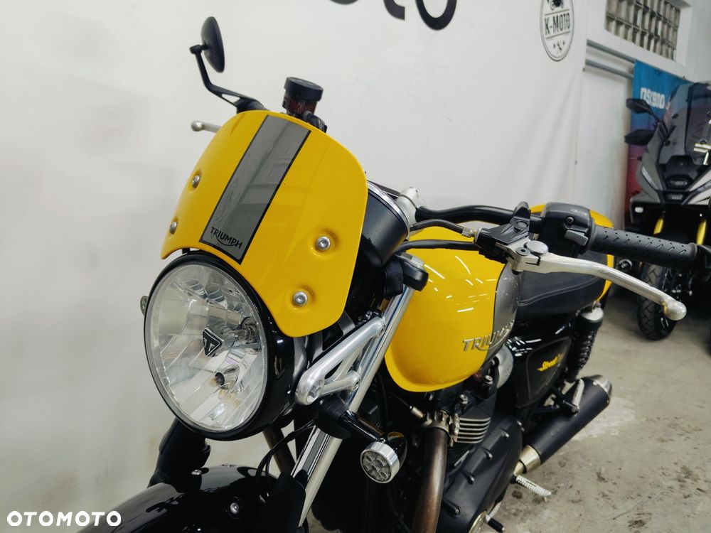 Triumph Street Twin - 21