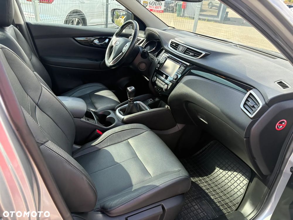 Nissan Qashqai 1.2 DIG-T Tekna+ - 27