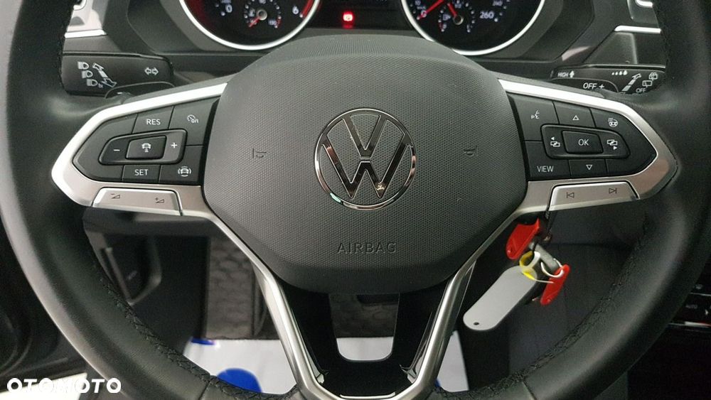 Volkswagen Tiguan - 23