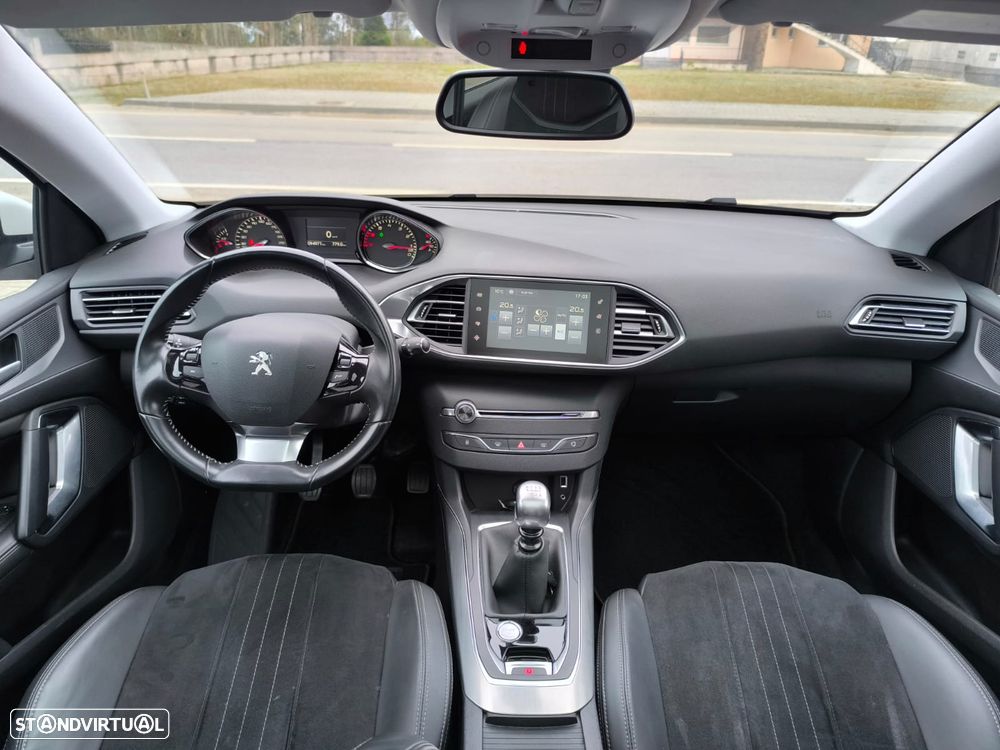 Peugeot 308 PureTech 130 GPF Stop & Start Allure - 33