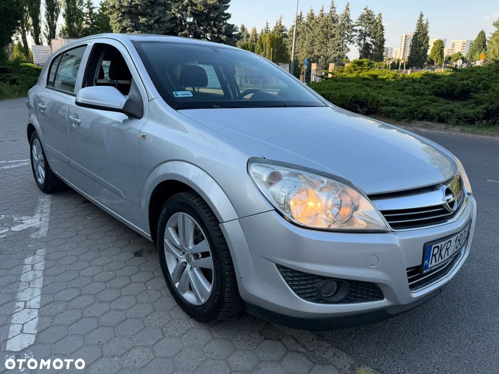 Opel Astra 1.4 Elegance - 1