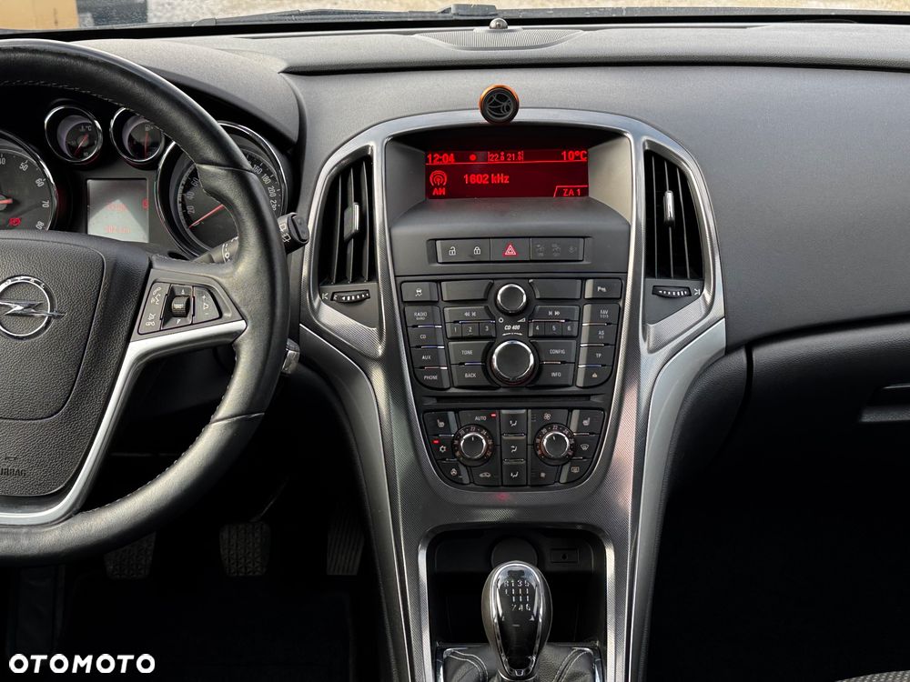 Opel Astra 1.4 Turbo Cosmo - 27