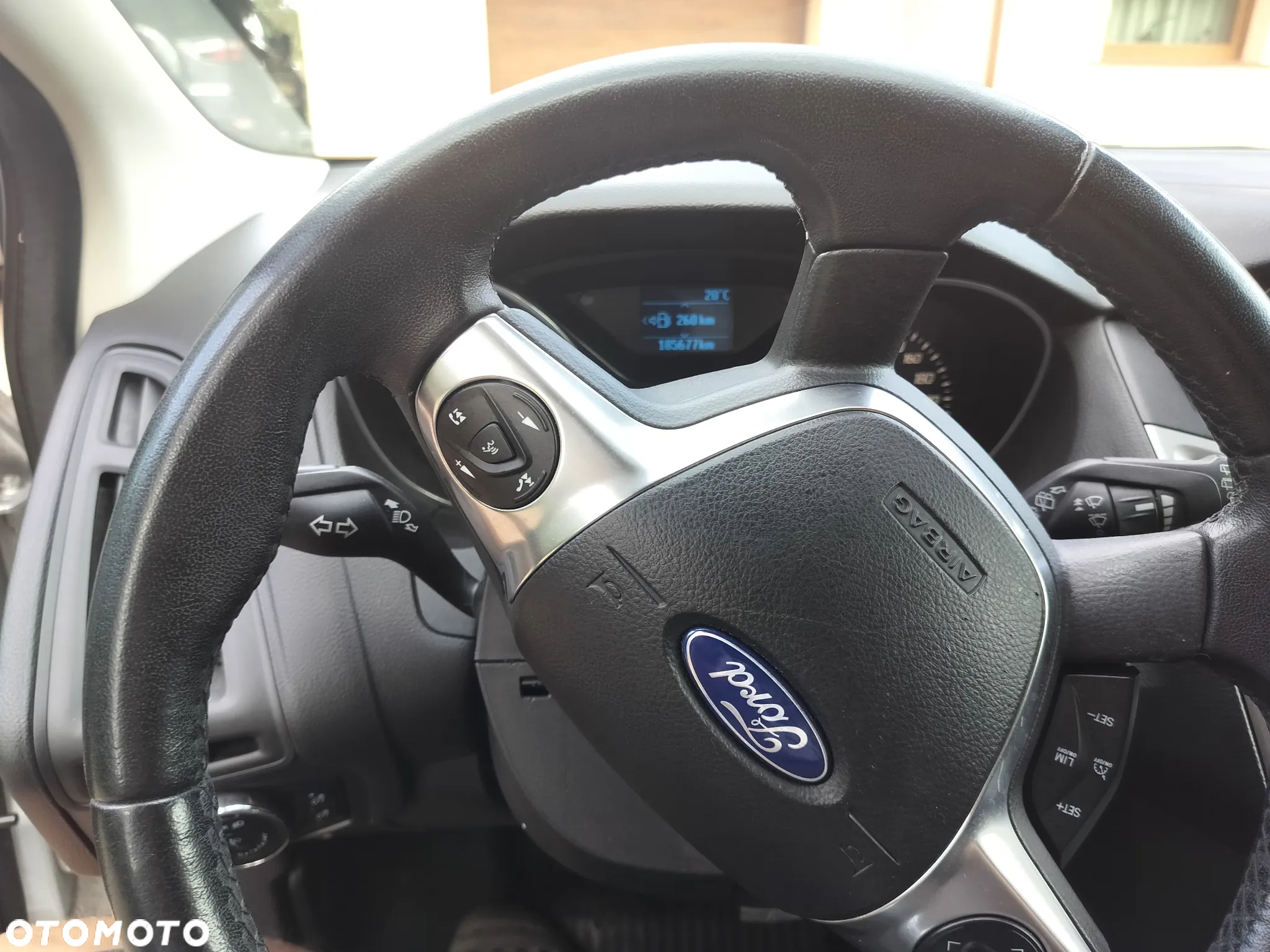 Ford Focus 1.6 EcoBoost Edition - 15