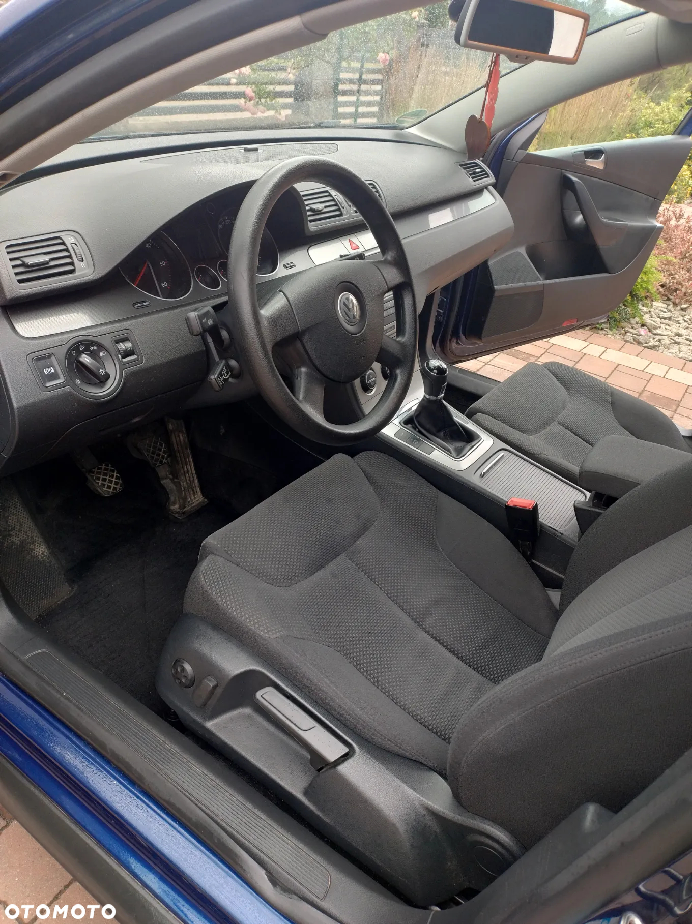 Volkswagen Passat 2.0 TDI Comfortline - 11