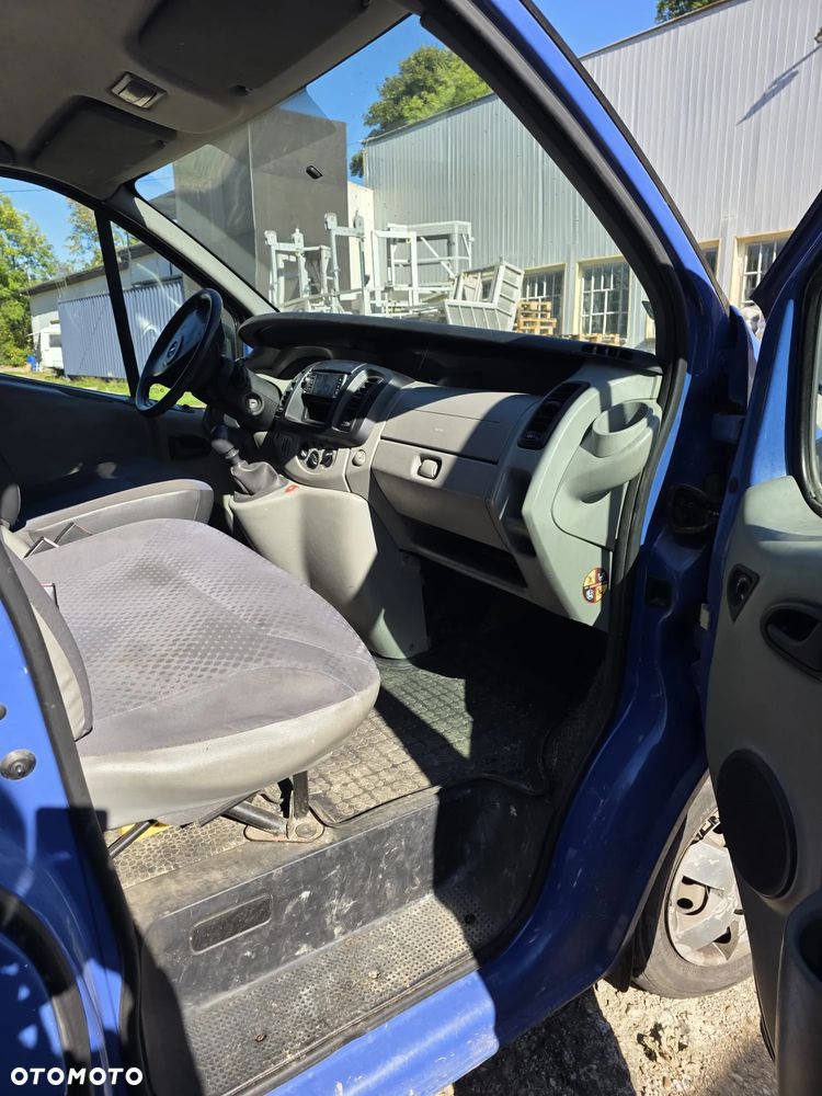 Opel VIVARO - 18