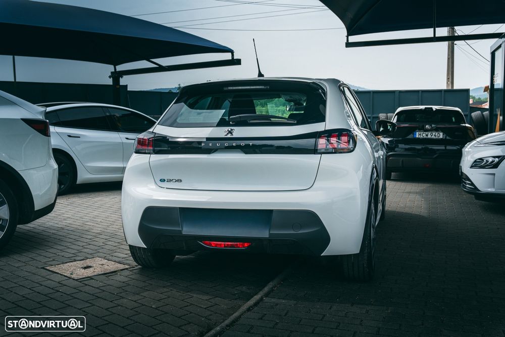 Peugeot e-208 50 kWh Active - 9