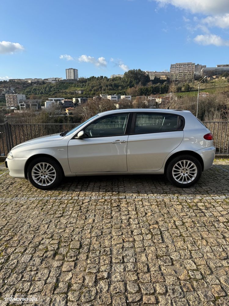 Alfa Romeo 147 1.9 JTD Executive - 4