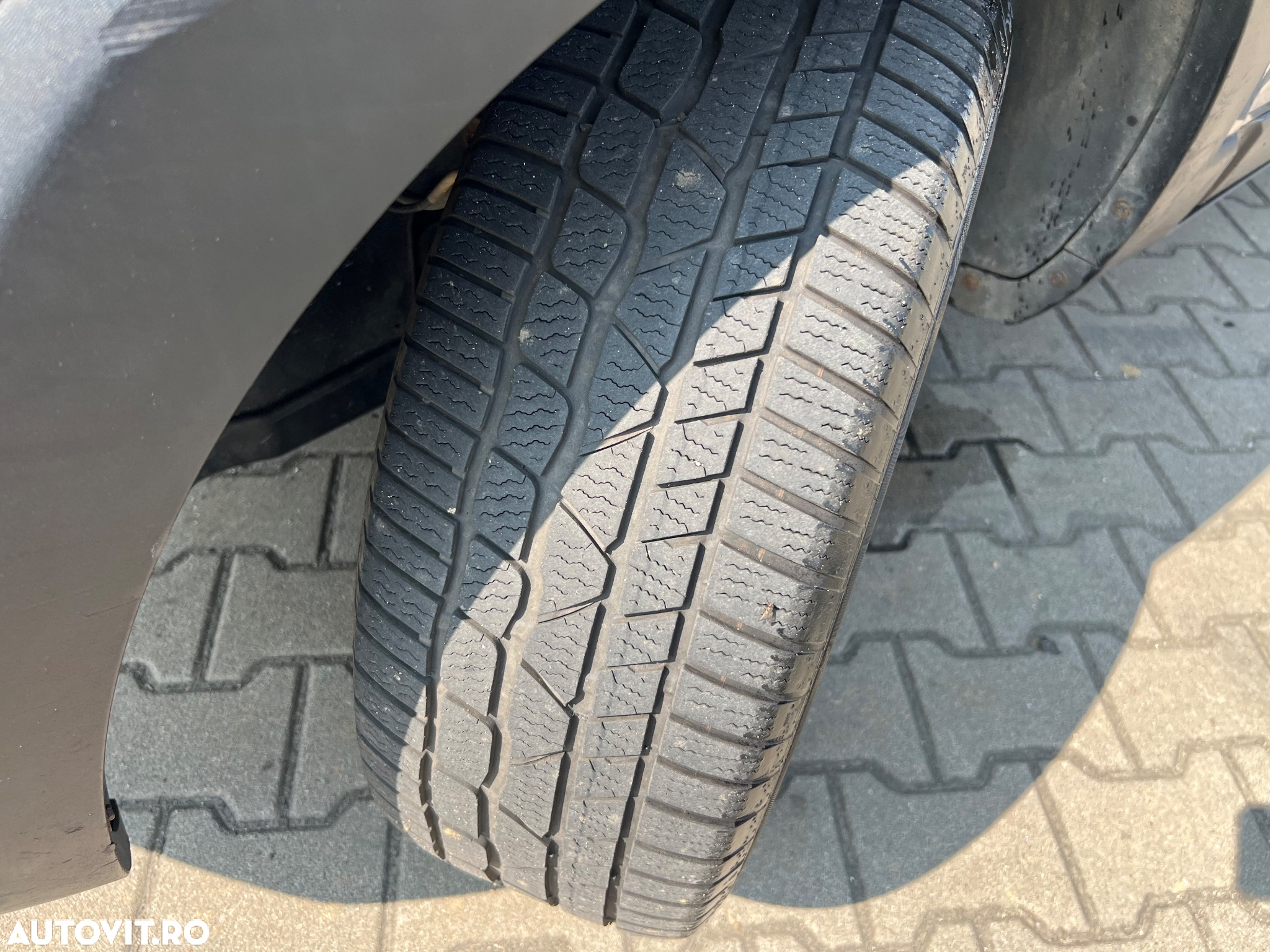 Chevrolet Captiva 2.0 4WD 7 Sitzer Automatik LT - 28