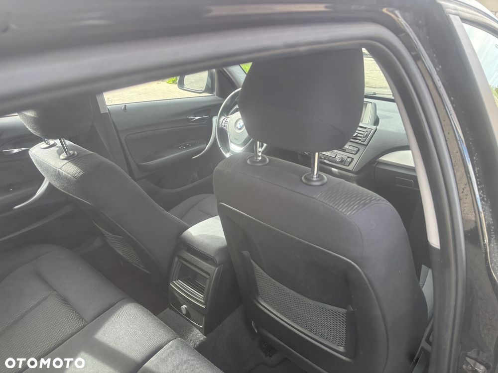 BMW Seria 1 116i - 27