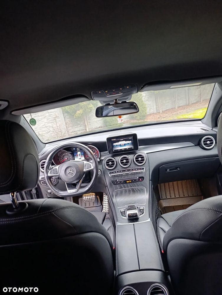 Mercedes-Benz GLC - 34