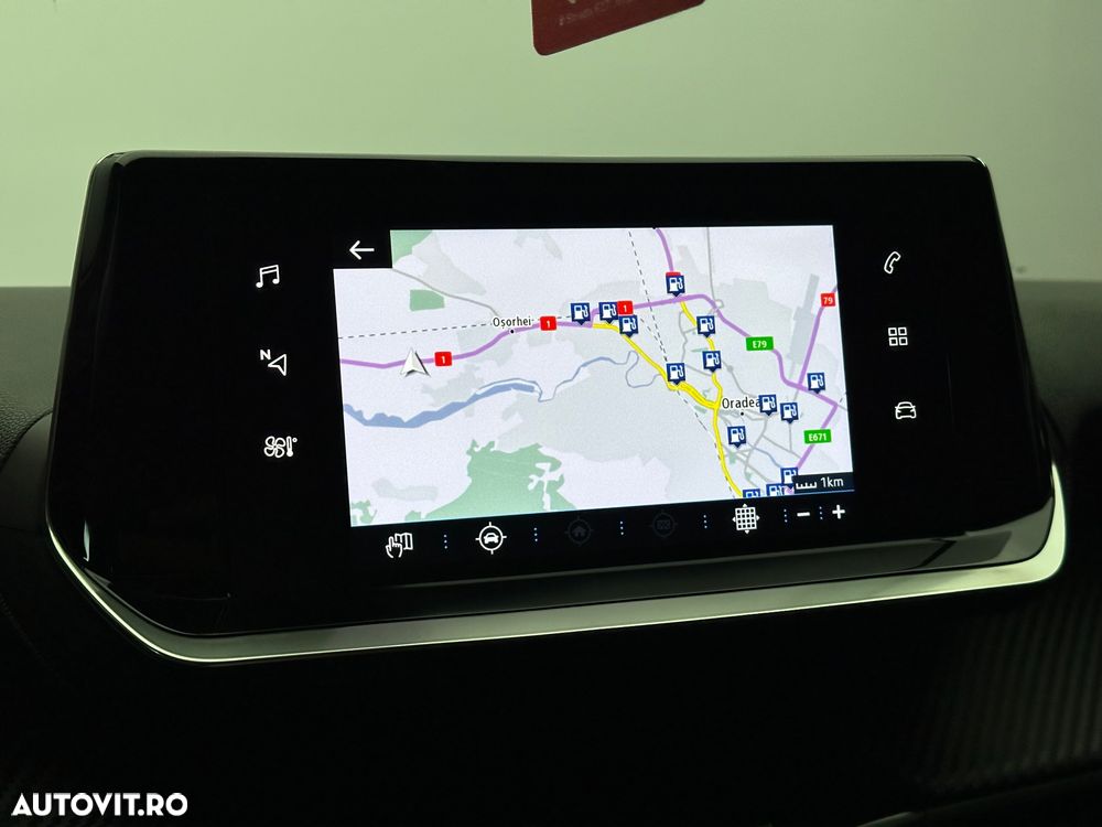 Peugeot 2008 PureTech 130 EAT8 Allure - 13