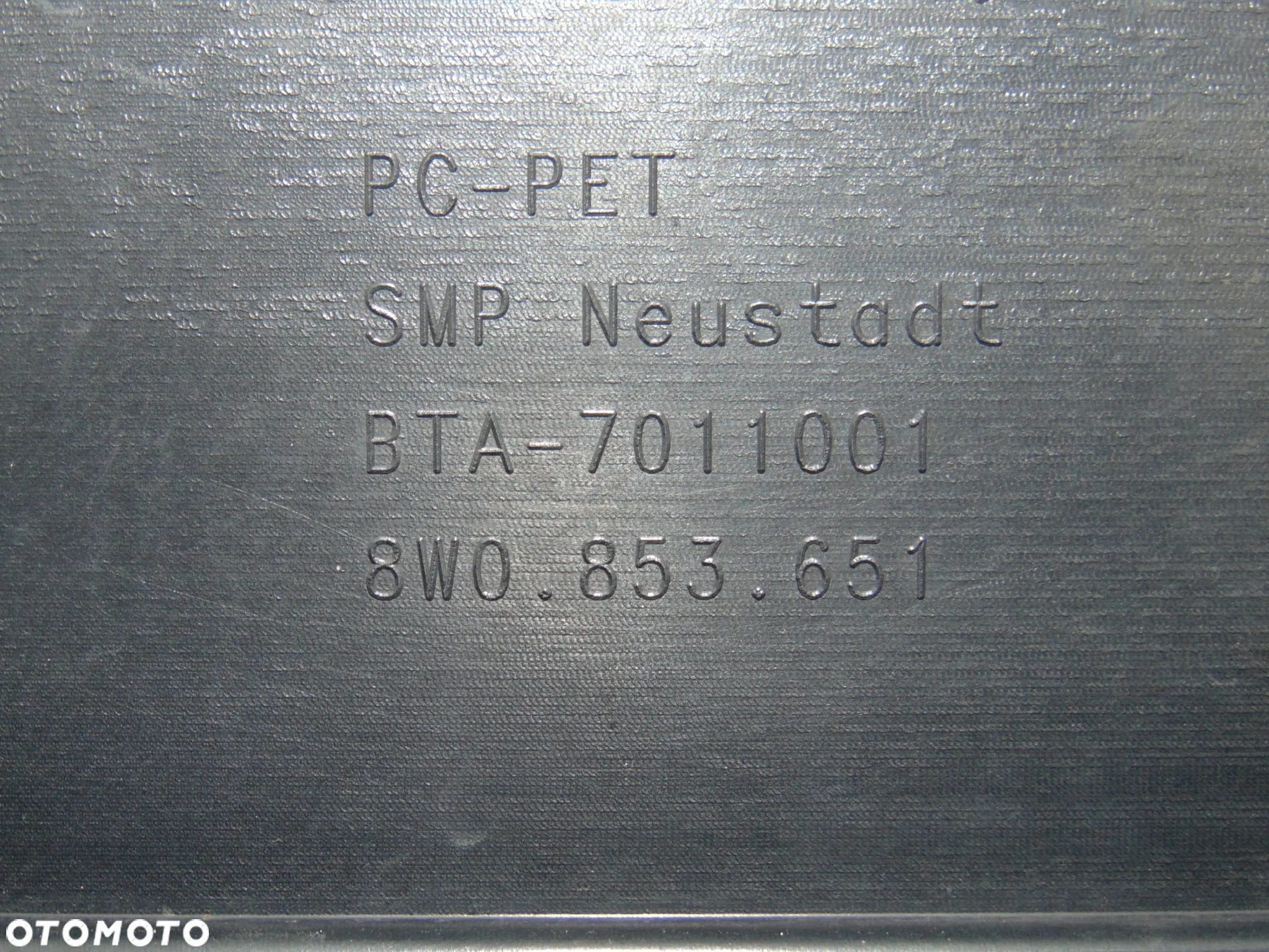 ORYGINAŁ grill przedni przód atrapa chłodnicy 8W0853651 Audi A4 B9 , 15-19r - 15