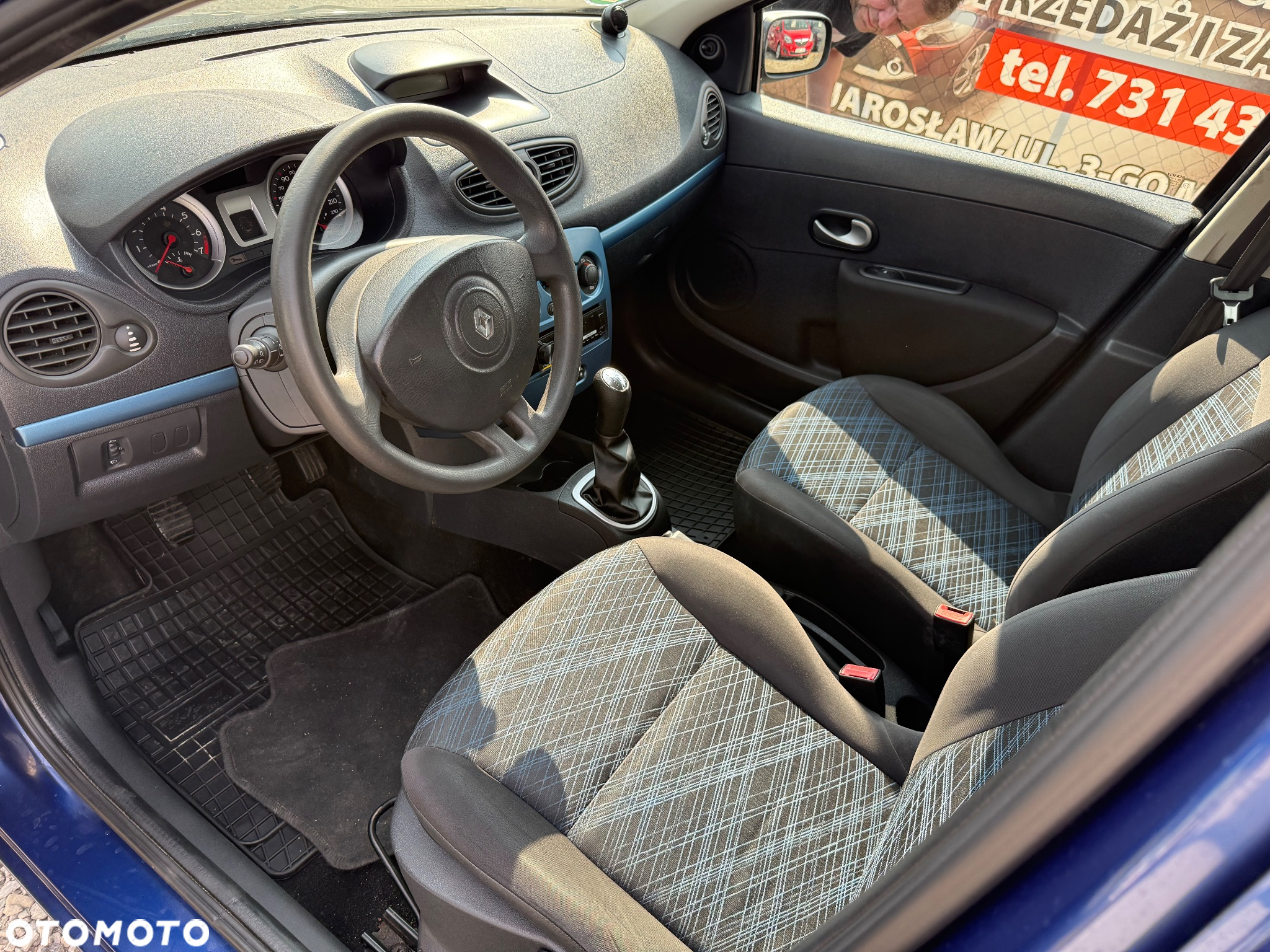 Renault Clio - 18