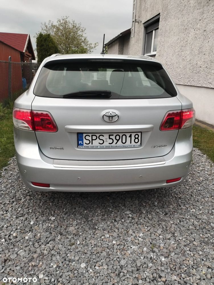 Toyota Avensis 2.0 D-4D Platinium - 5