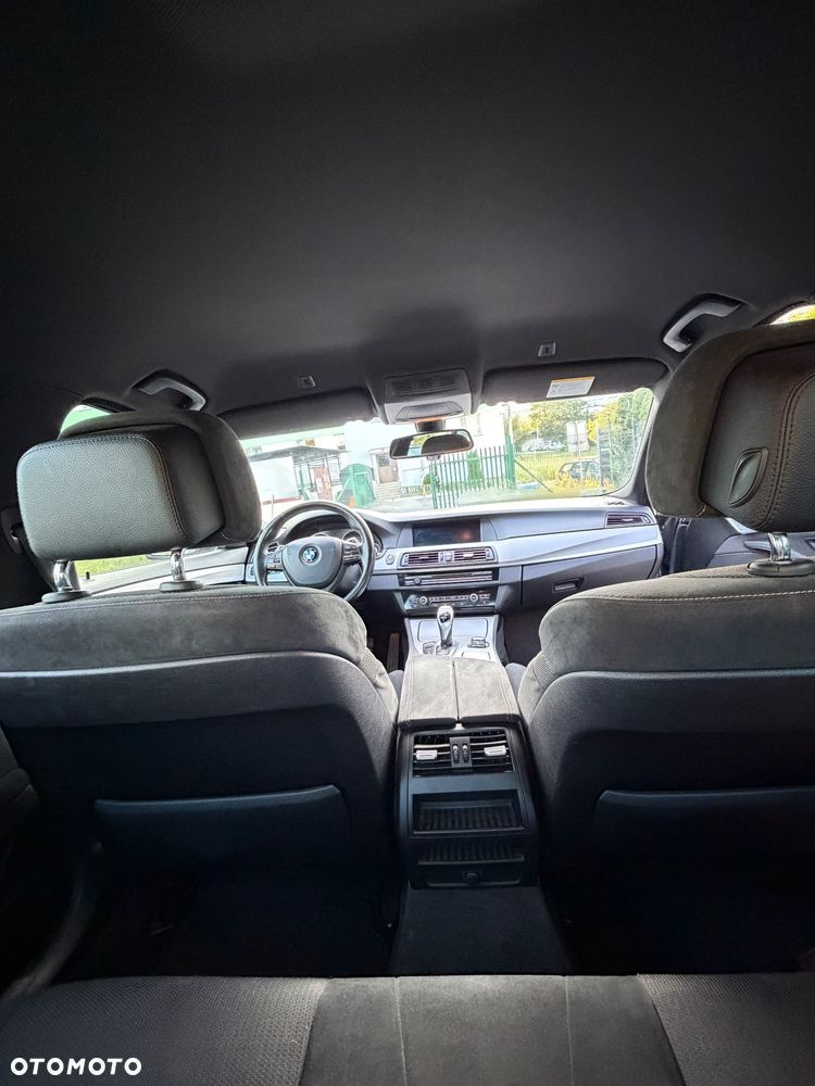 BMW Seria 5 528i xDrive - 6