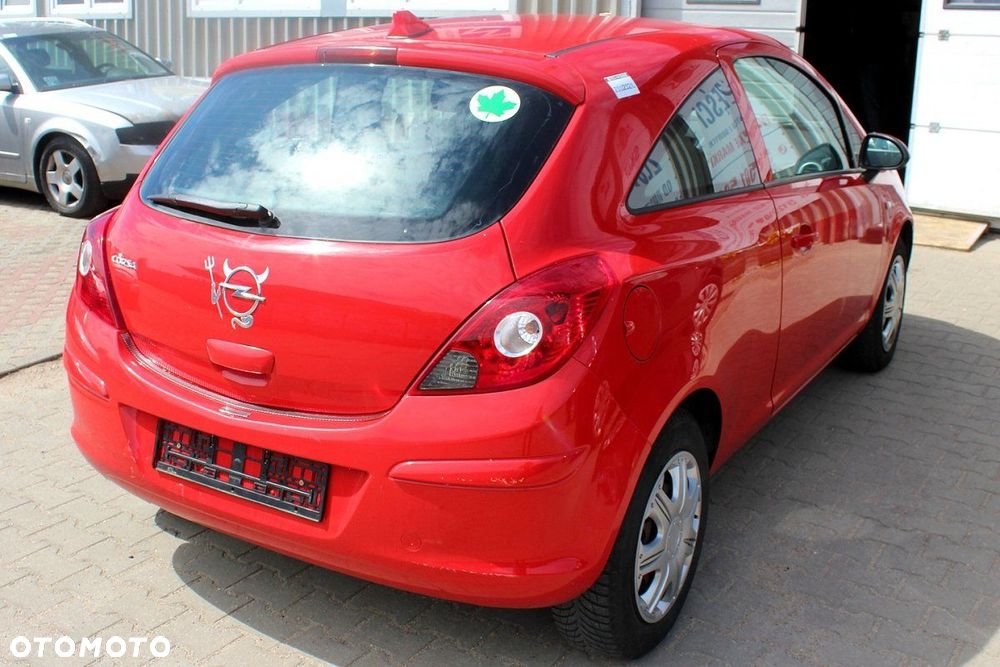 Opel Corsa D 2009 1.2i Z12XEP HB3D (MASKA, ZDERZAK, LAMPA, BŁOTNIK, DRZWI, SZYBA, FOTEL) - 6