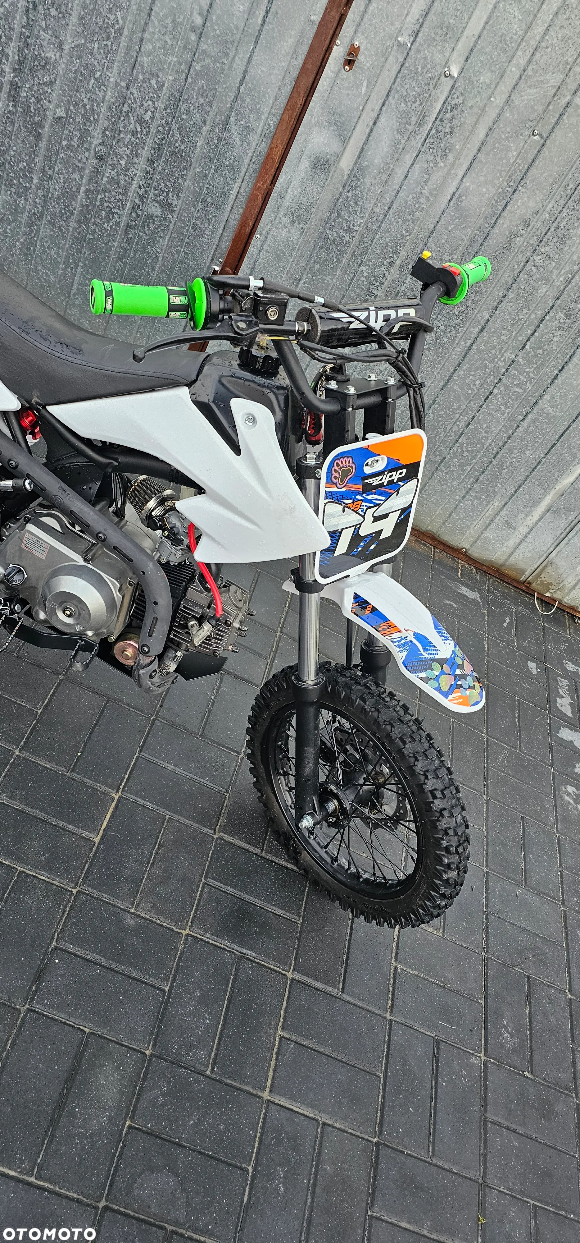 Zipp Inny - 8