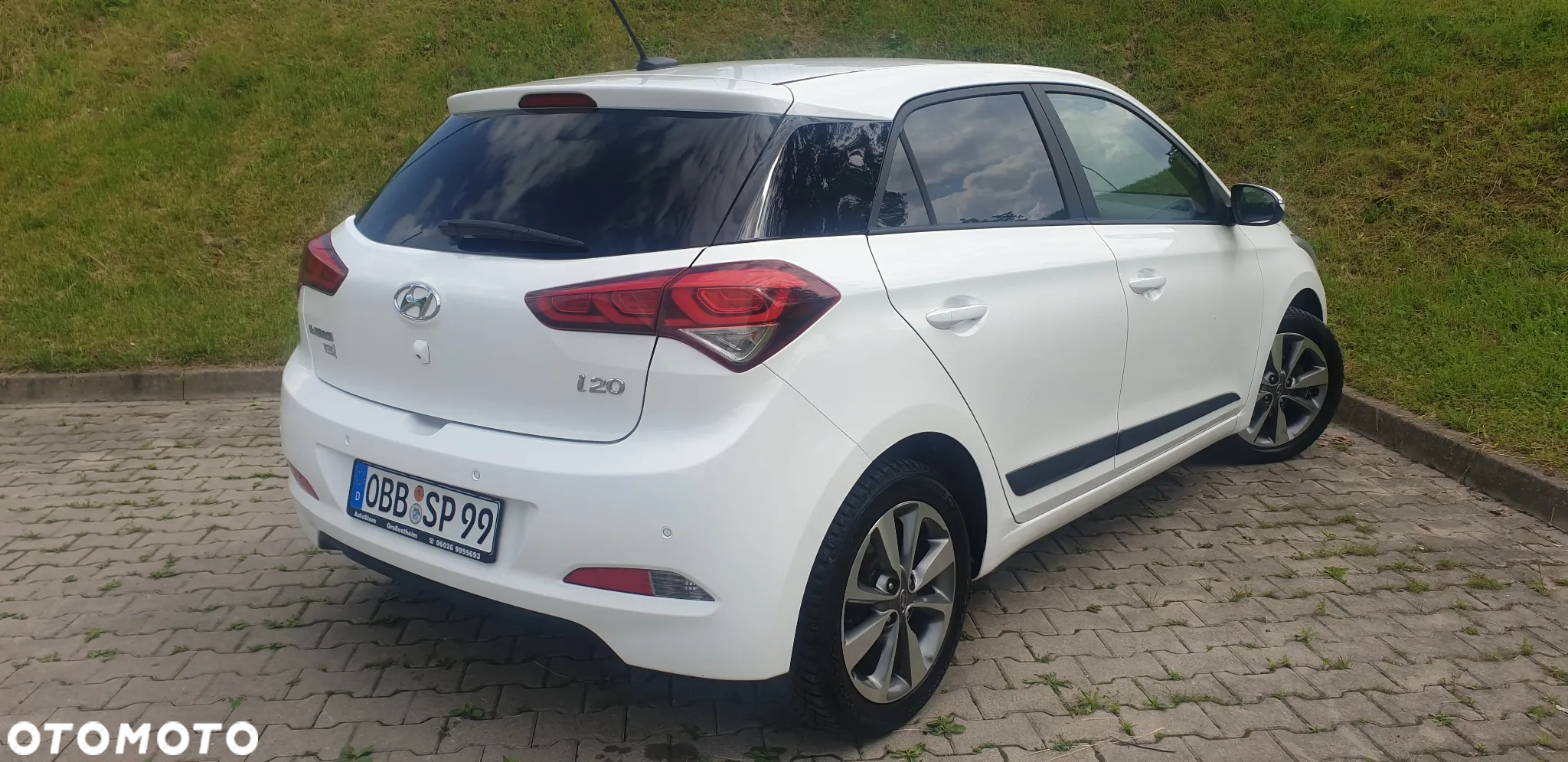 Hyundai i20 1.4 YES Gold - 15