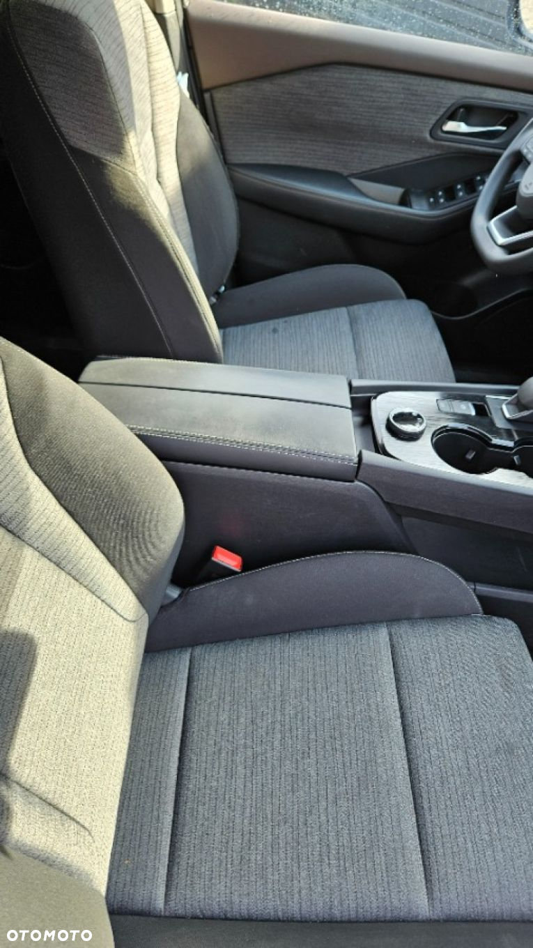 Nissan Rogue - 29