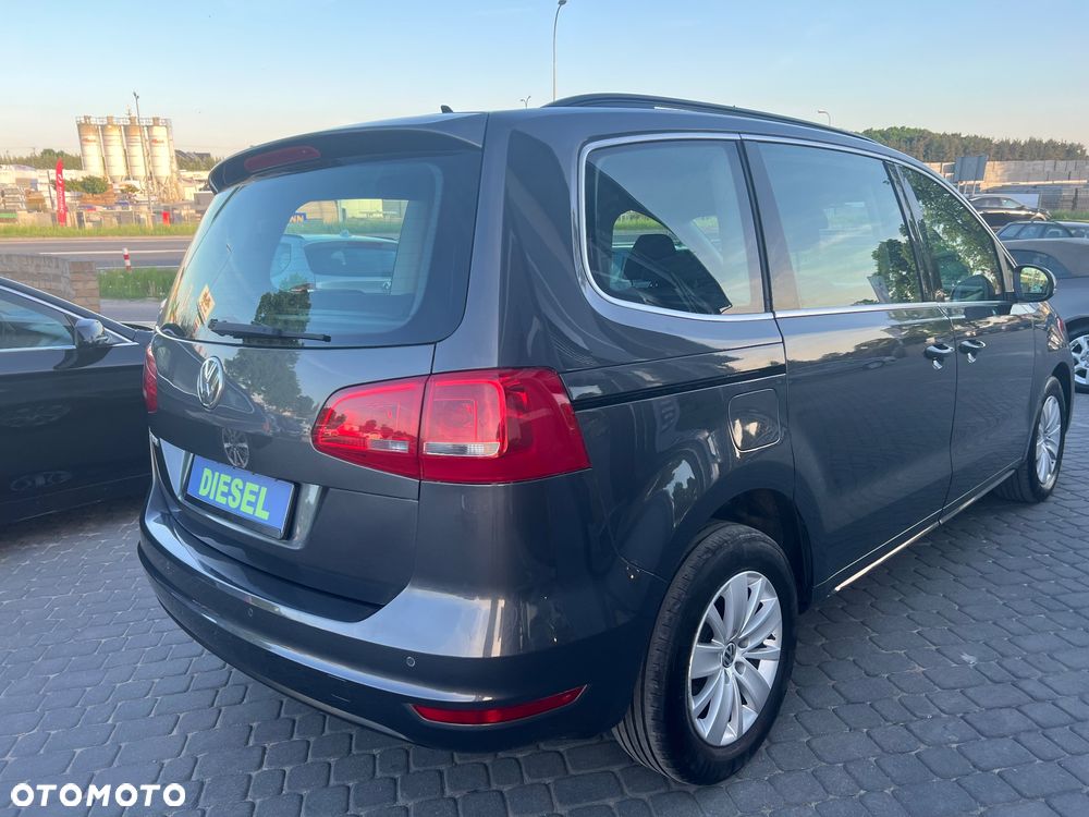 Volkswagen Sharan 2.0 TDI Comfortline - 8