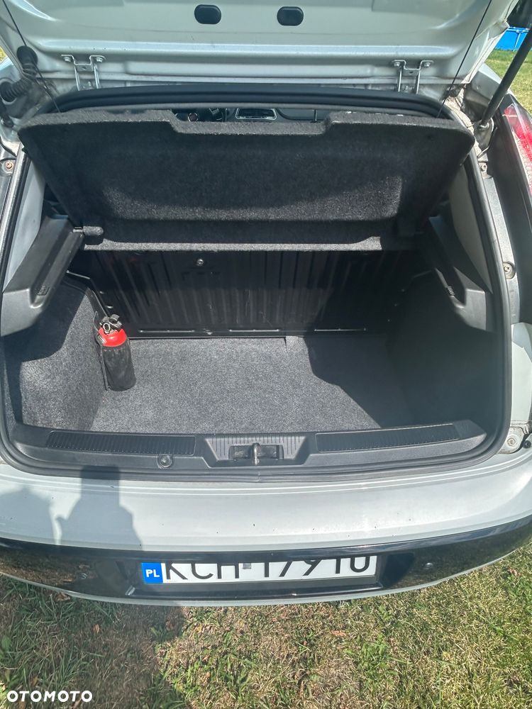 Fiat Punto 1.4 Easy S&S - 11