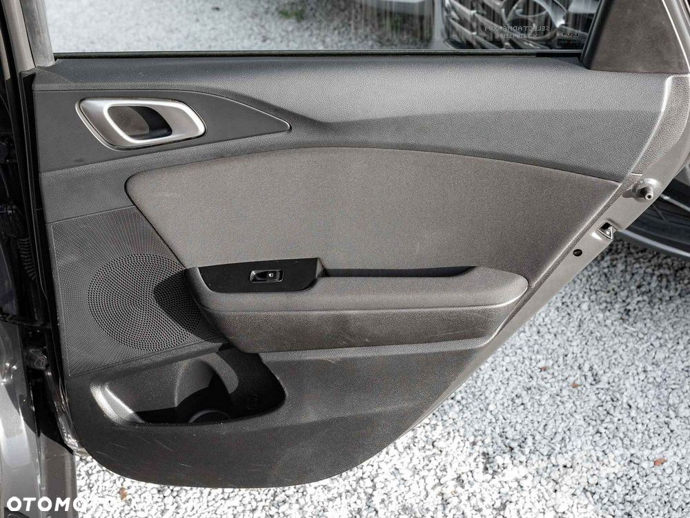 Kia Ceed 1.5 T-GDI M DCT - 28