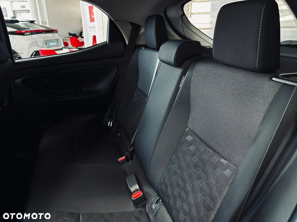 Toyota Yaris Hybrid 1.5 Style - 16