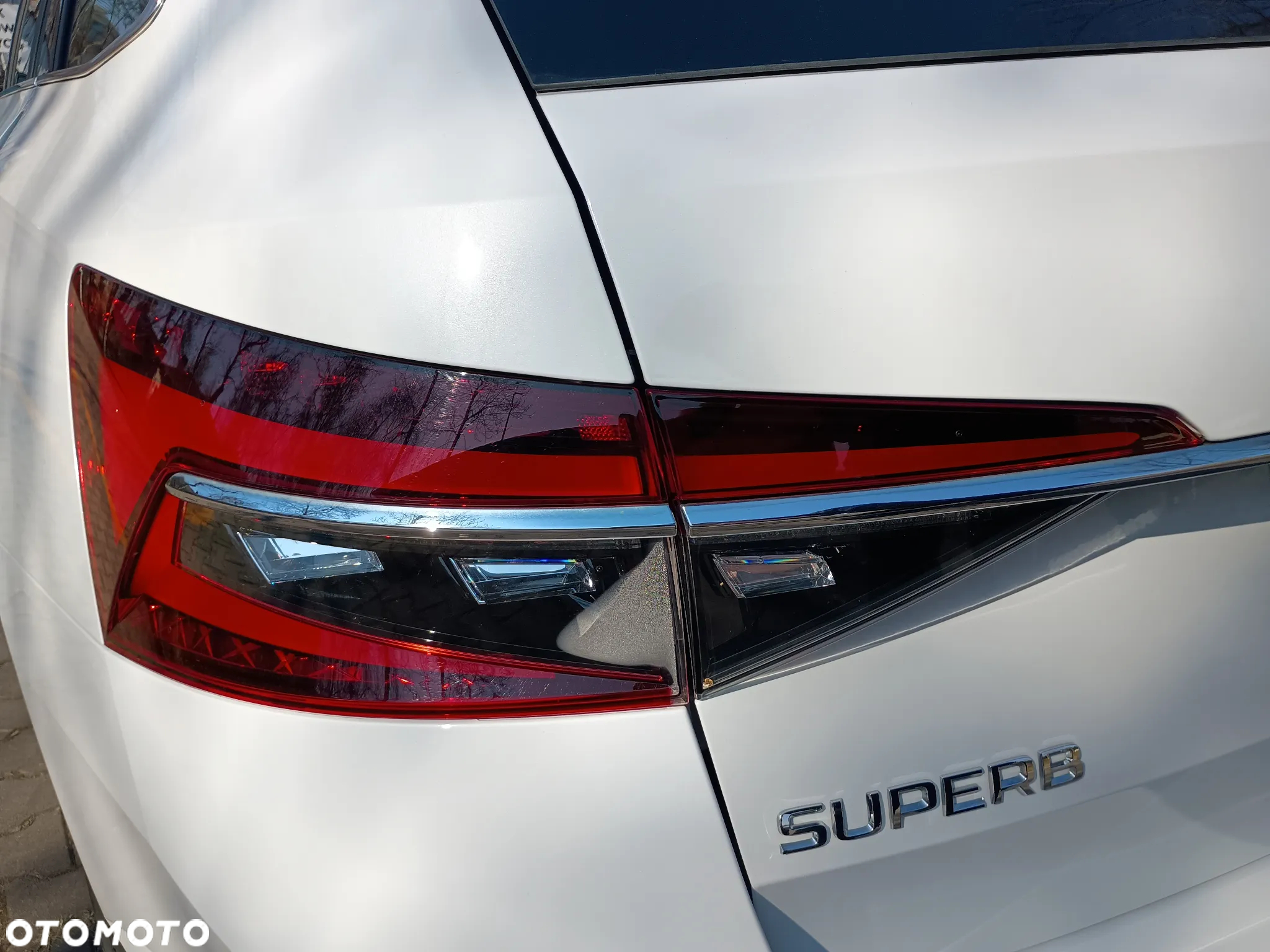 Skoda Superb 2.0 TDI Ambition DSG7 - 10