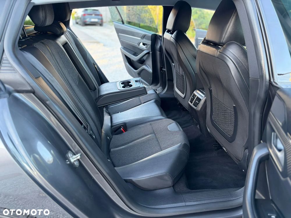 Peugeot 508 225 e-EAT8 Allure - 36