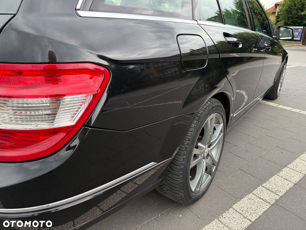 Mercedes-Benz Klasa C 200 T CDI DPF Automatik Elegance - 15
