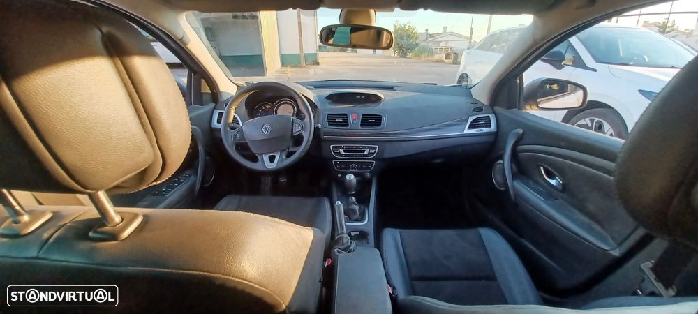 Renault Mégane Sport Tourer 1.5 dCi Dynamique - 22