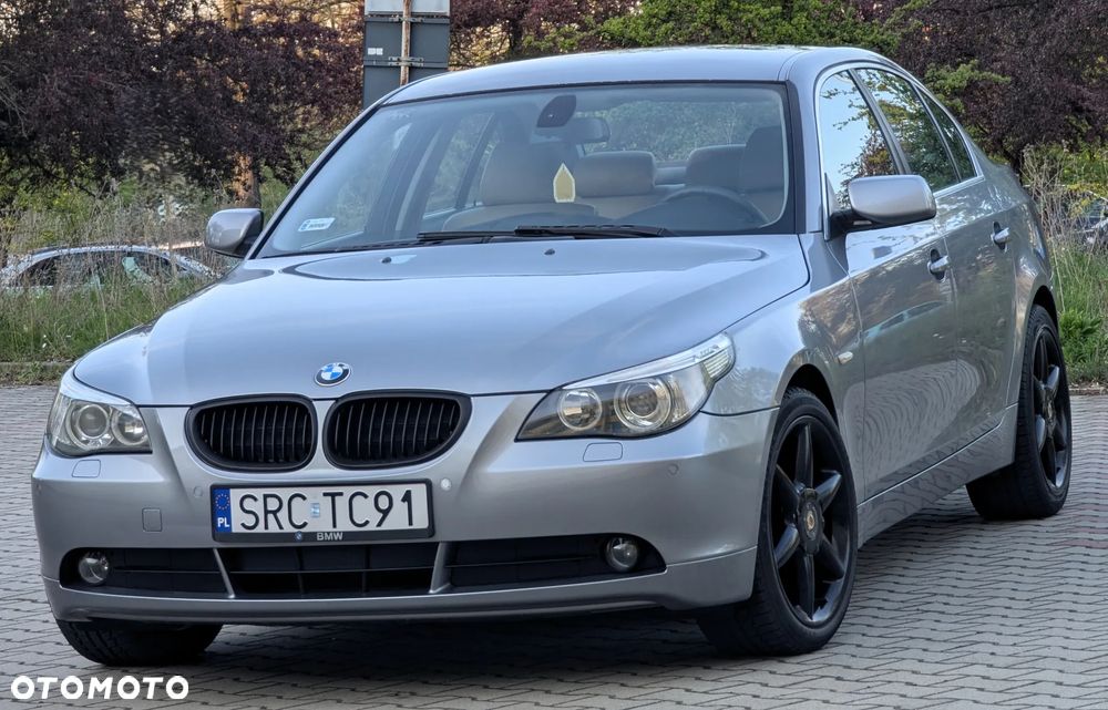 BMW Seria 5 520i Touring Edition Sport - 22