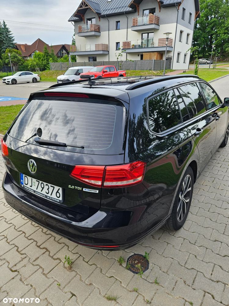 Volkswagen Passat 2.0 TDI (BlueMotion Technology) DSG Trendline - 8
